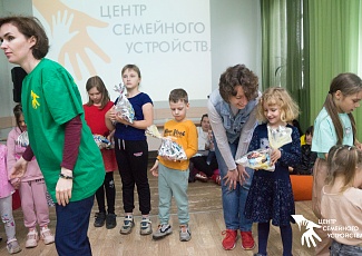 «Эником» и «Объединенные кондитеры» выступили спонсорами детского праздника «Радуга эмоций»